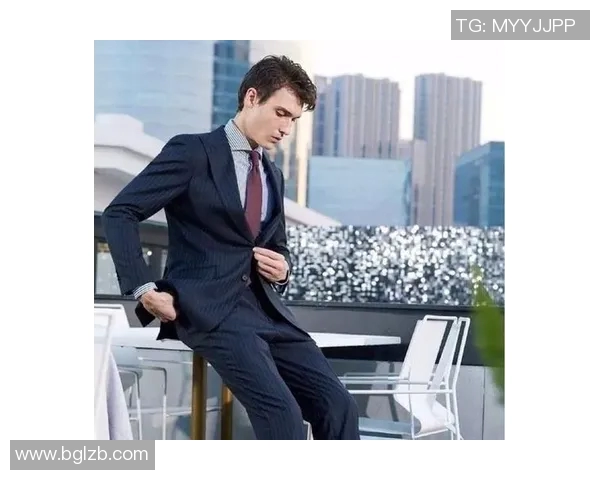 帅气足球明星的魅力男生画像展现青春活力与运动风范